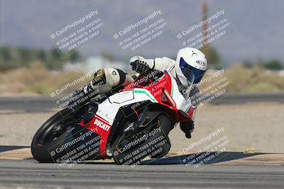 media/Oct-13-2025-Moto Forza (Mon) [[a66d839500]]/2-A Group/Session 3 (Turn 16)/